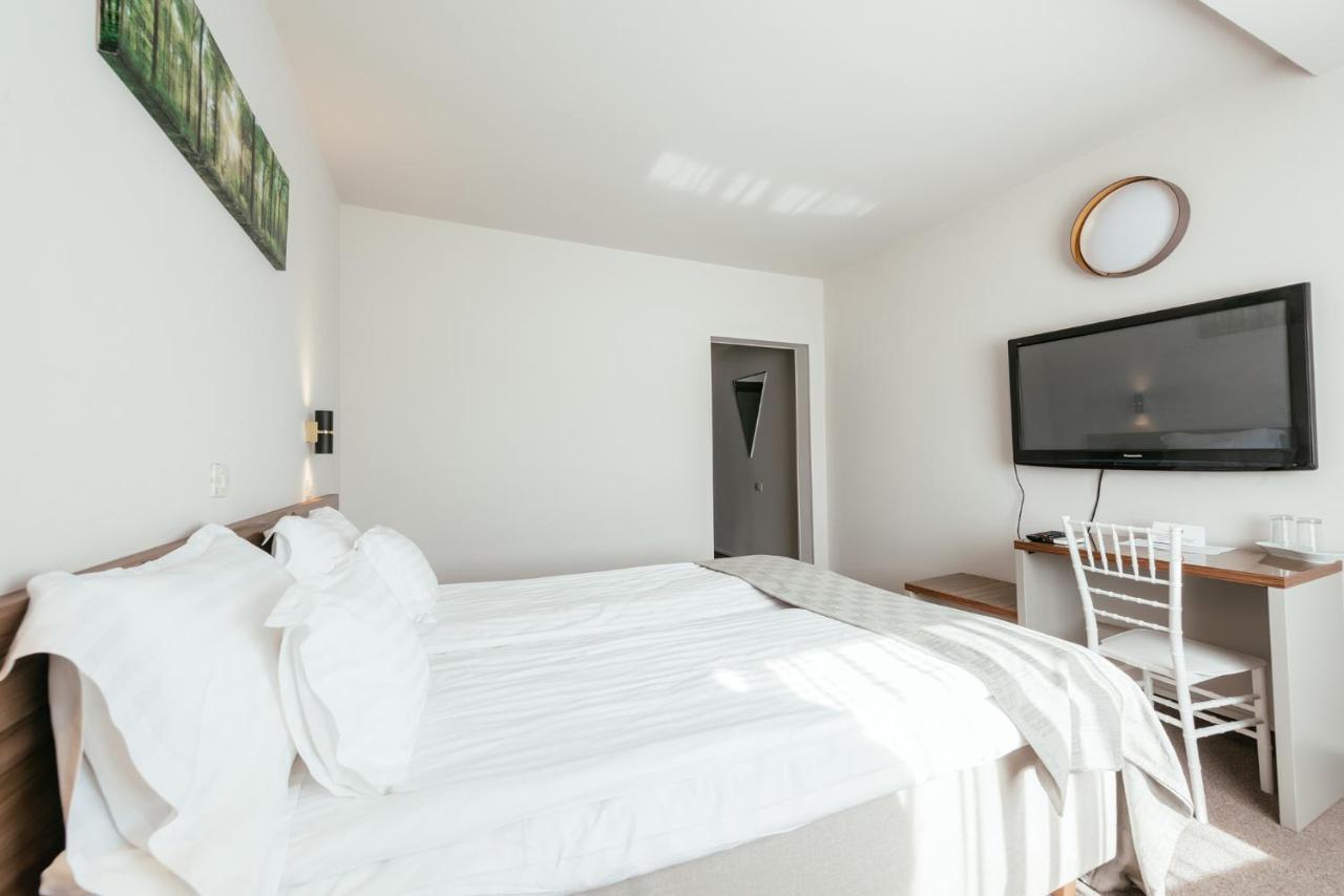 Riviera By Queens Hotel And Resort Gura Vaii Экстерьер фото